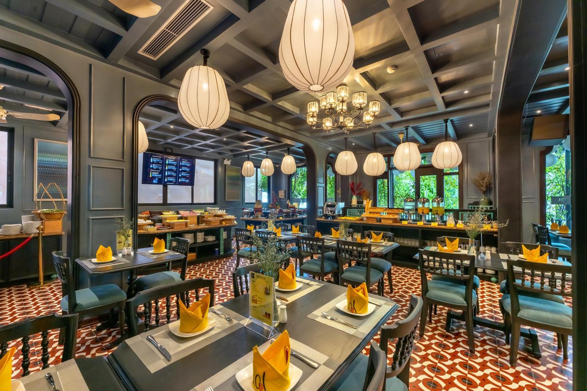 Son Hoi An Boutique Hotel & Spa Exterior foto The interior of the restaurant